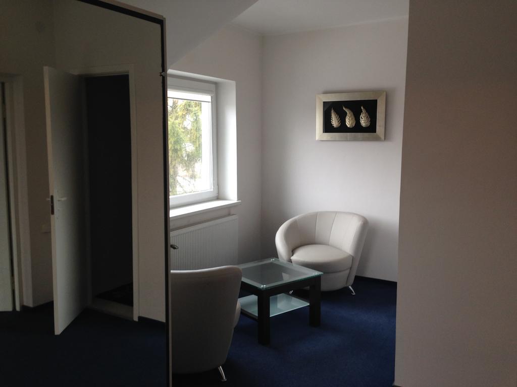 Luka Hotel Marijampolė Værelse billede