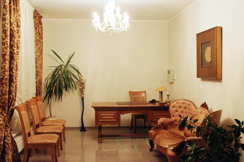 Luka Hotel Marijampolė Eksteriør billede